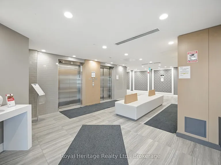 128 Grovewood Cmn #319 — Photo 31