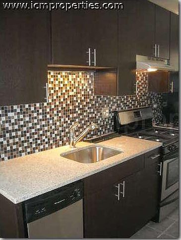 1st image of 516 W Cornelia Ave #3U