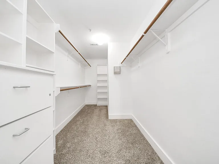 8715 Meadowcroft Dr #404 — Photo 23