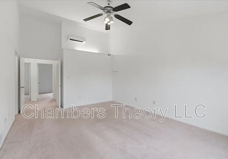 12328 Quiet Hollow Ct — Photo 14