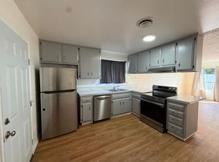 310 Decatur St #B, Bakersfield, CA 93308