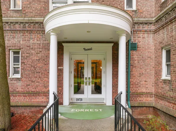 90 Bryant Avenue #5B - Forrest, White Plains, NY 10605