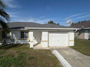1321 Diplomat Pkwy E, Cape Coral, FL 33909