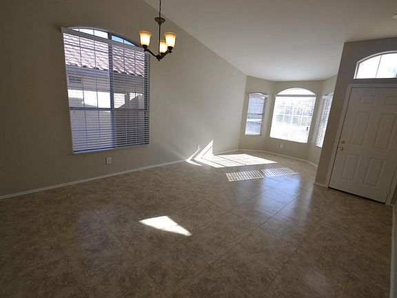 3rd image of 12524 W Windsor Ave