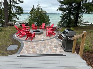 6158 Crystal Beach Rd NW, Rapid City, MI 49676