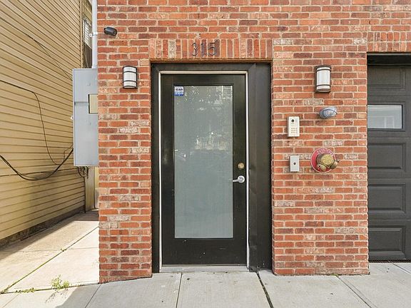2nd image of 315 5th St APT 1