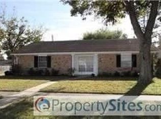 5703 Acorn St, Houston, TX 77092