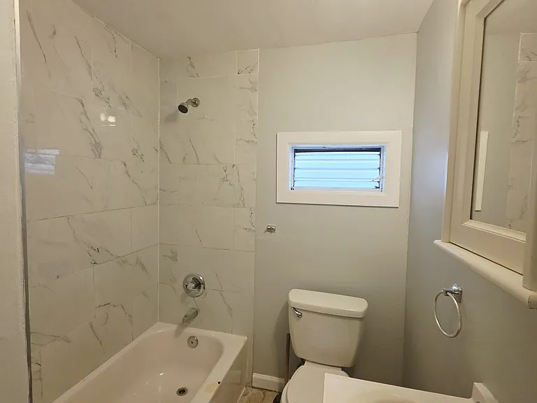 176 Garfield Ave #1A — Photo 8