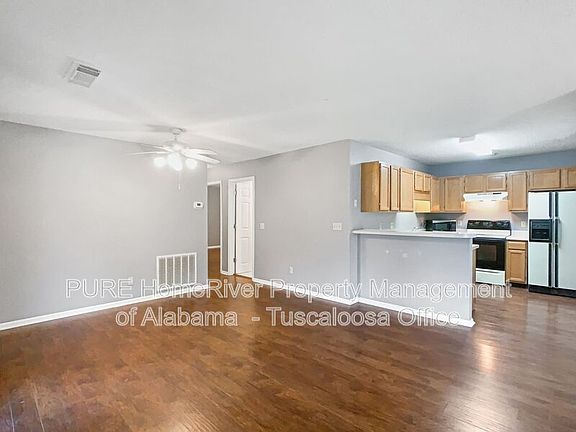 4th image of 2751 Meadowlark Ln