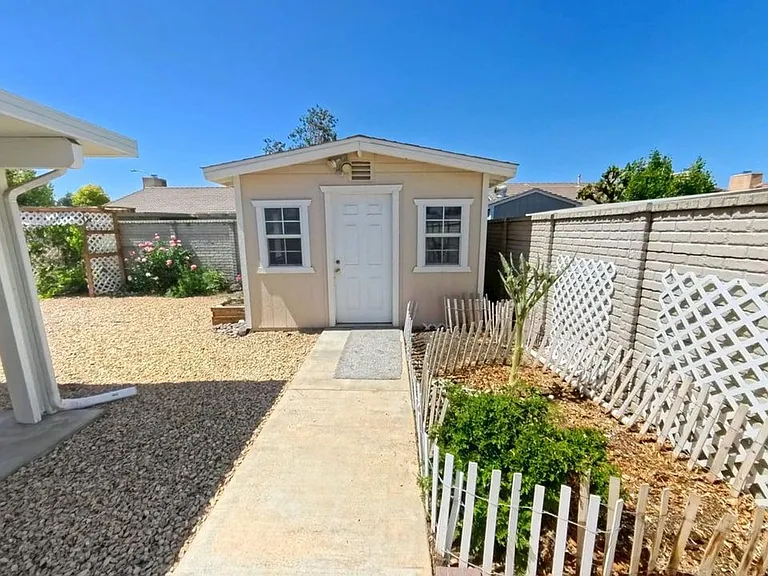 1245 Millie Dr — Photo 15