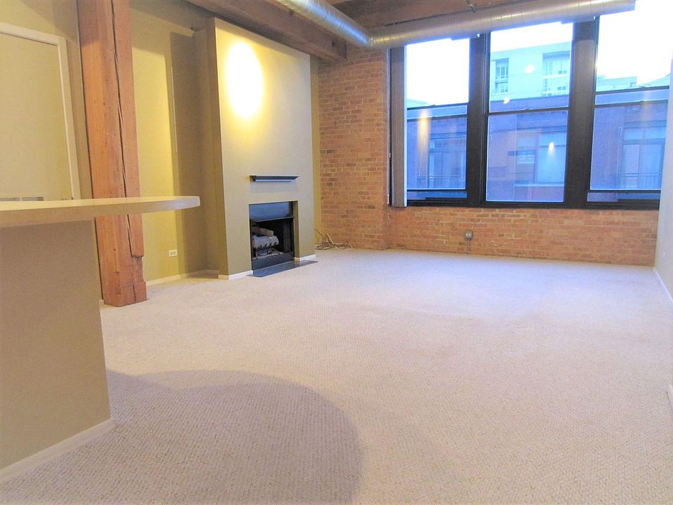 1st image of 728 W Jackson Blvd #6
