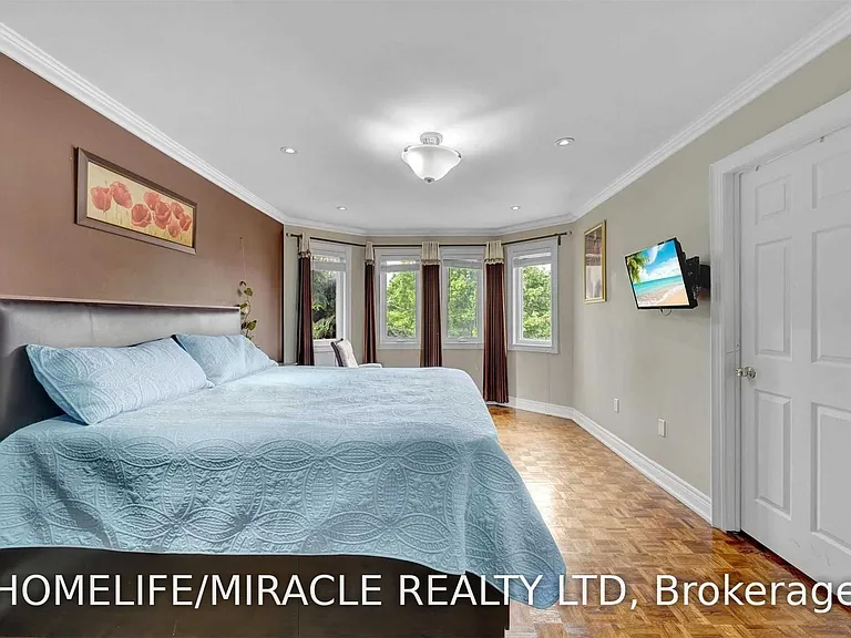 11 Phelps Dr — Photo 17