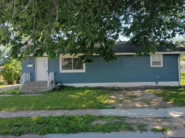 4317 Sunset Ln, Columbus, NE 68601