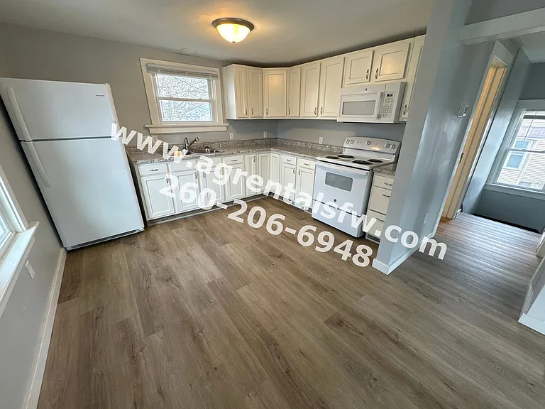 1510 Taylor St — Photo 4
