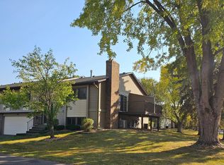 9466 Kingsview Ln N, Maple Grove, MN 55369