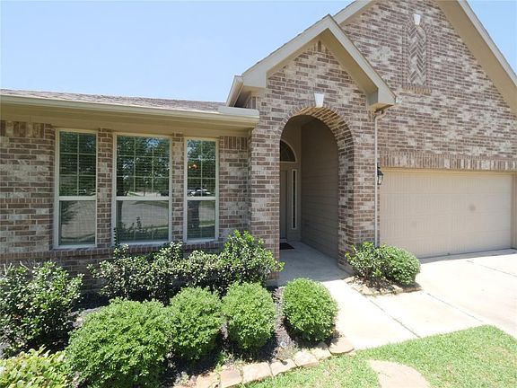 2nd image of 20630 Saddleback Chase Ln