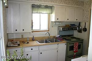 2nd image of 1204 N Eagle Lake Dr