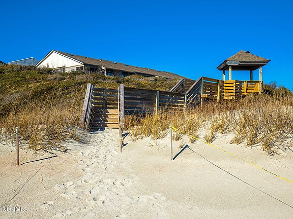 3rd image of 2509 W Fort Macon Road #105b