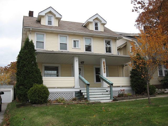 2nd image of 1661 Bunts Rd