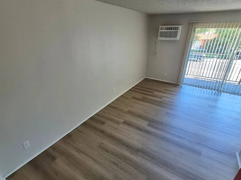 1130 W. San Bernardino Rd — Photo 6