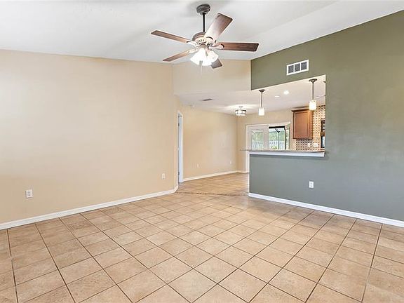 5th image of 5286 Bunyan St