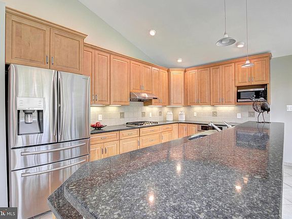 3rd image of 8229 Kay Ct