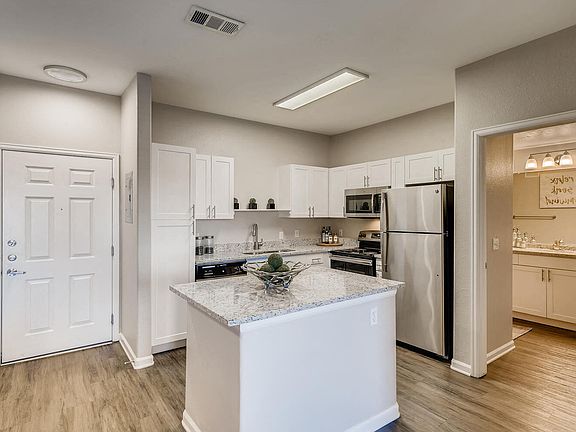 ArtWalk at CityCenter | Englewood, CO Apartments
