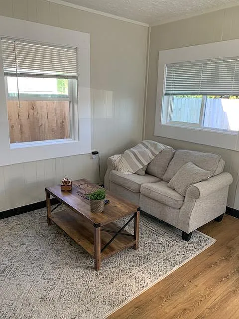 1 bed, $925 — Photo 3