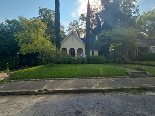 125 Desoto Pl, Macon, GA 31204