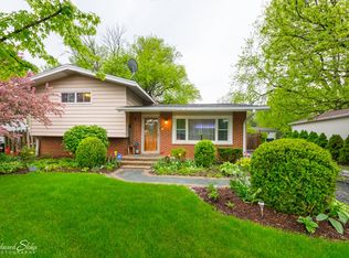 7403 Birch St, Crystal Lake, IL 60014