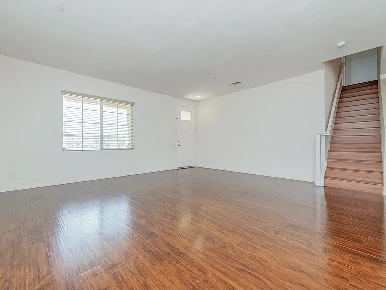 6954 Stanza Ct — Photo 12
