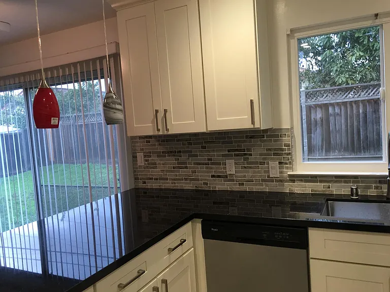 1652 Pinewood Way — Photo 9