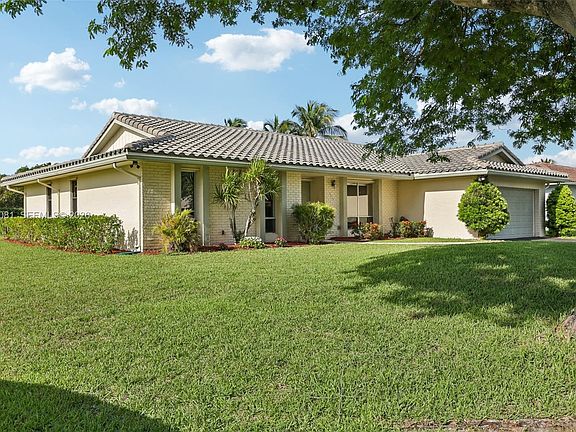 5th image of 2518 NW 121st Dr