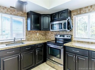 470 NE 142nd St, Miami, FL 33161