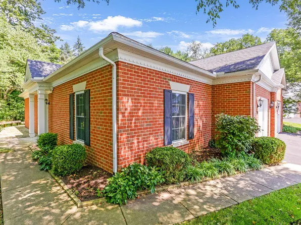 800 W Maple St, Granville, OH 43023