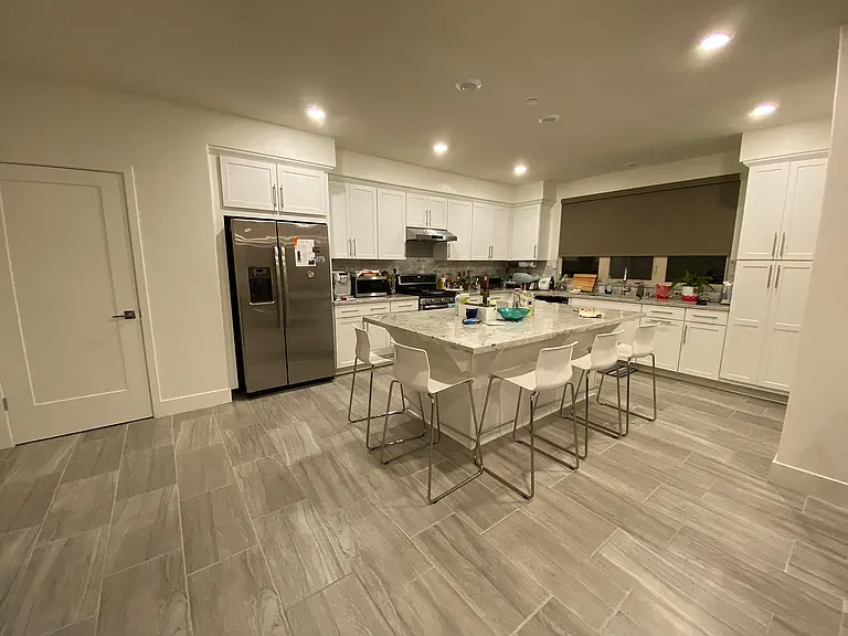 310 Riesling Ave #22 — Photo 1