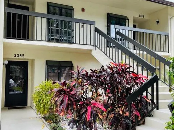 3386 Lucerne Park Dr, Greenacres, FL 33467