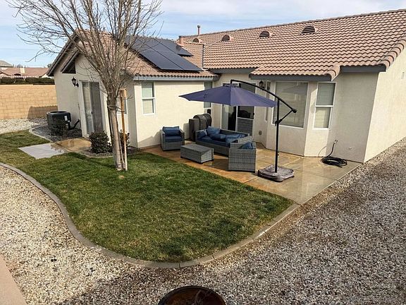 2nd image of 8874 Tamarisk Ave
