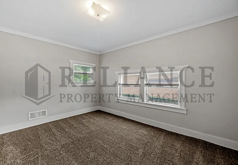 232 S Sedgwick St — Photo 19