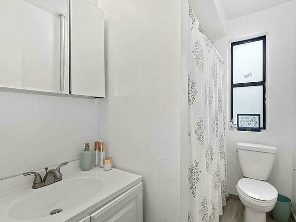 5th image of 8 Magaw Pl APT 22B