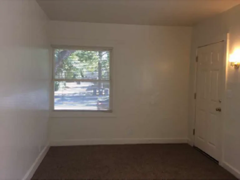 0611 - 630 Cherry St. — Photo 7