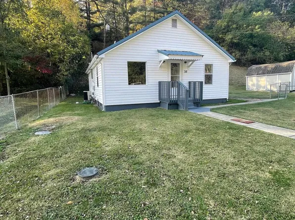 381 Disterdick Ln, Ironton, OH 45638