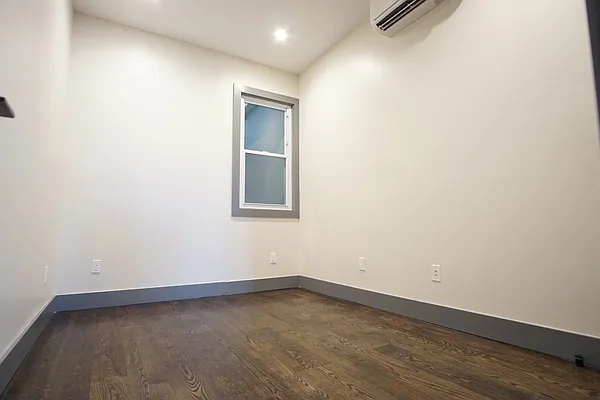 Rented by ERNY LLC | media 14