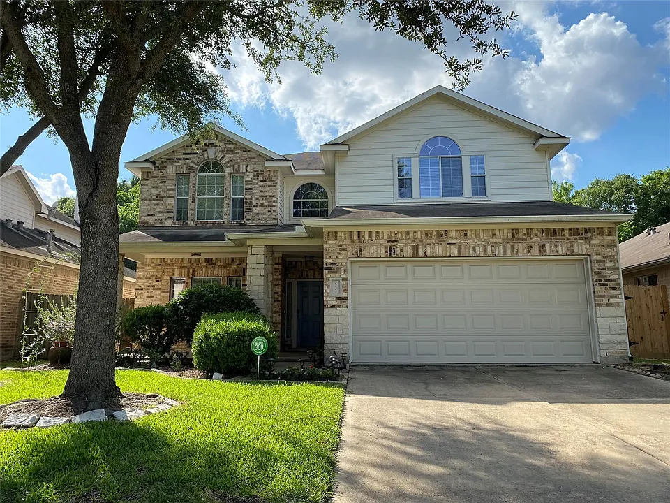 2714 Orchard Creek Ln