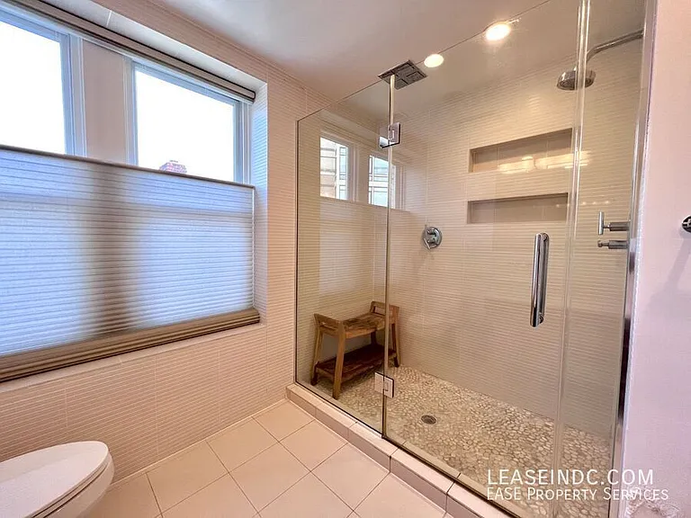 2619 Garfield St NW #4 — Photo 26