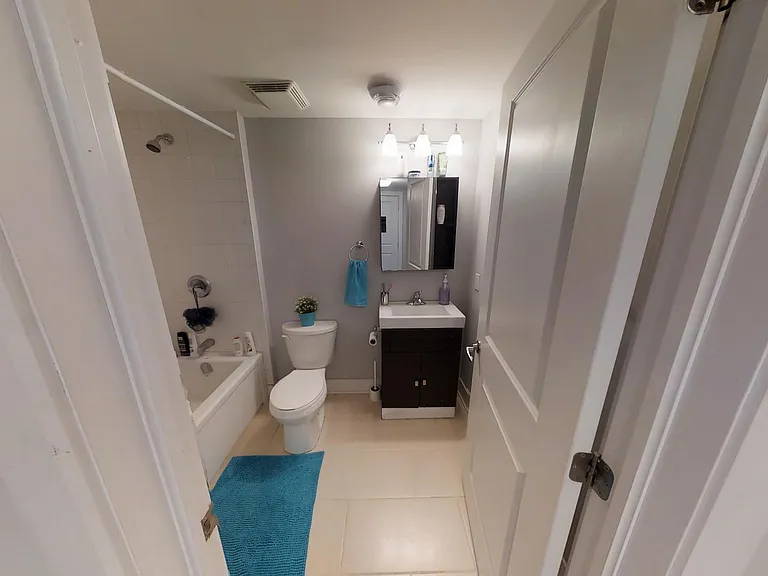 173 Henderson Ave — Photo 37
