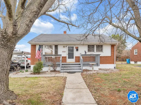 4721 Pawling St NW, Roanoke, VA 24012