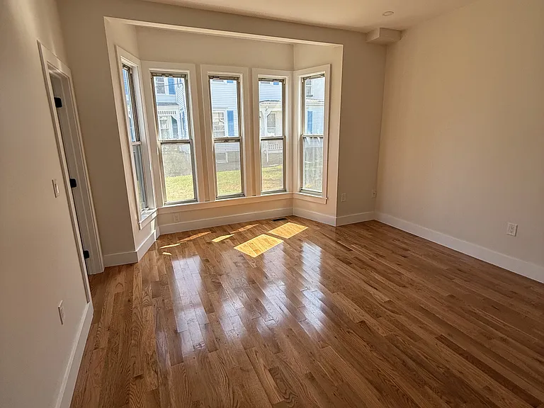 5 Walnut Ave #1 — Photo 3