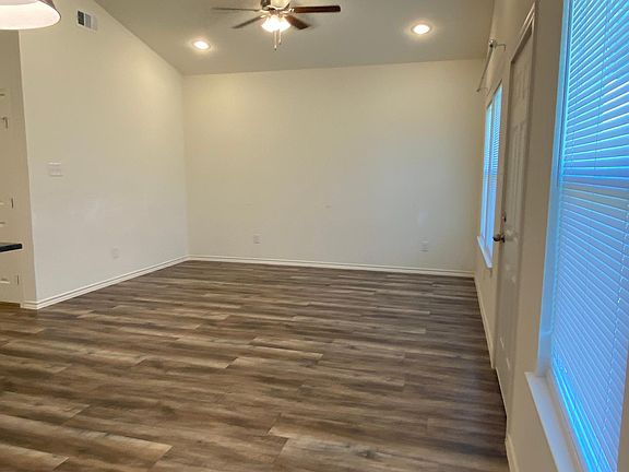 1019 Chesnut Family area