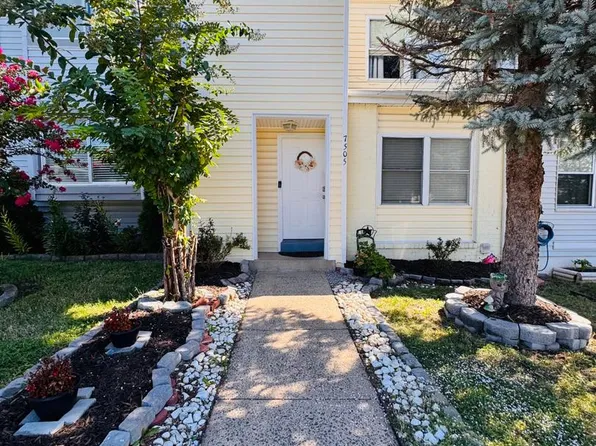 7505 Sage St, Manassas, VA 20109